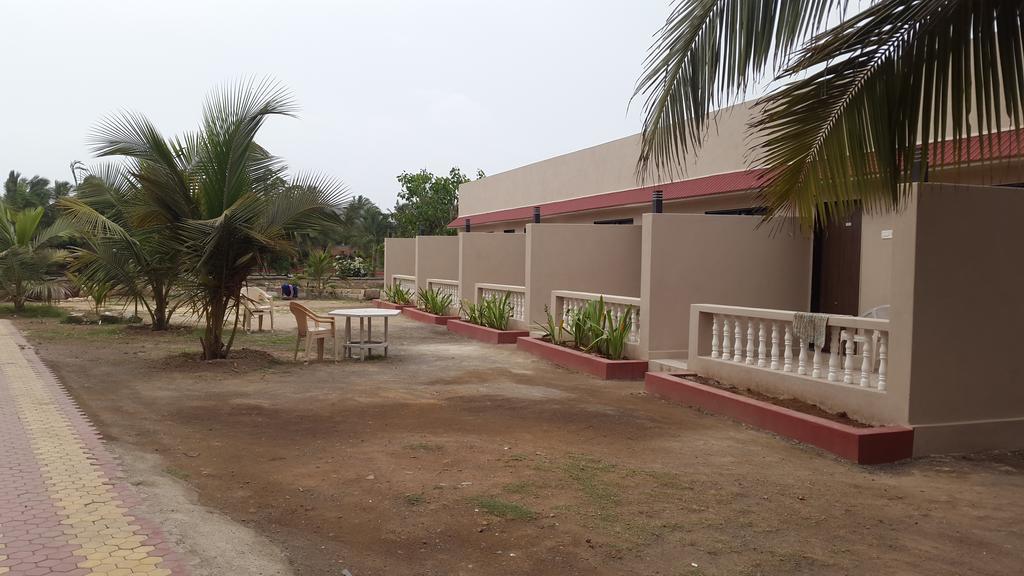 Hotel Krishna Park Resort Diu Eksteriør billede